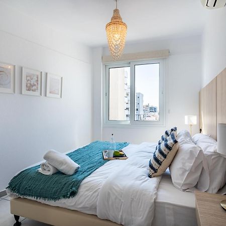Whispering Palms 1-Br Apt By Finikoudes Beach ลาร์นาคา ภายนอก รูปภาพ