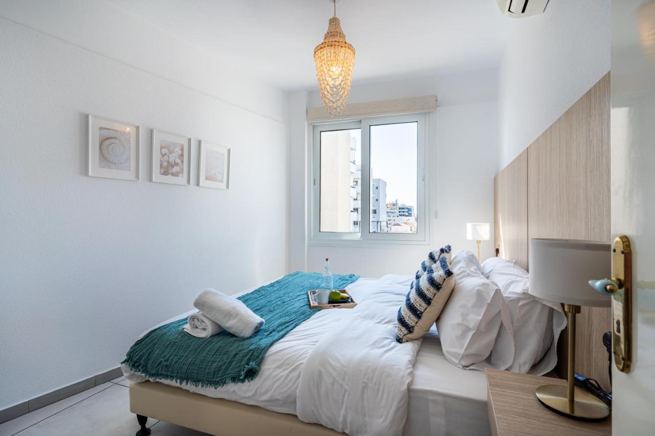 Whispering Palms 1-Br Apt By Finikoudes Beach ลาร์นาคา ภายนอก รูปภาพ
